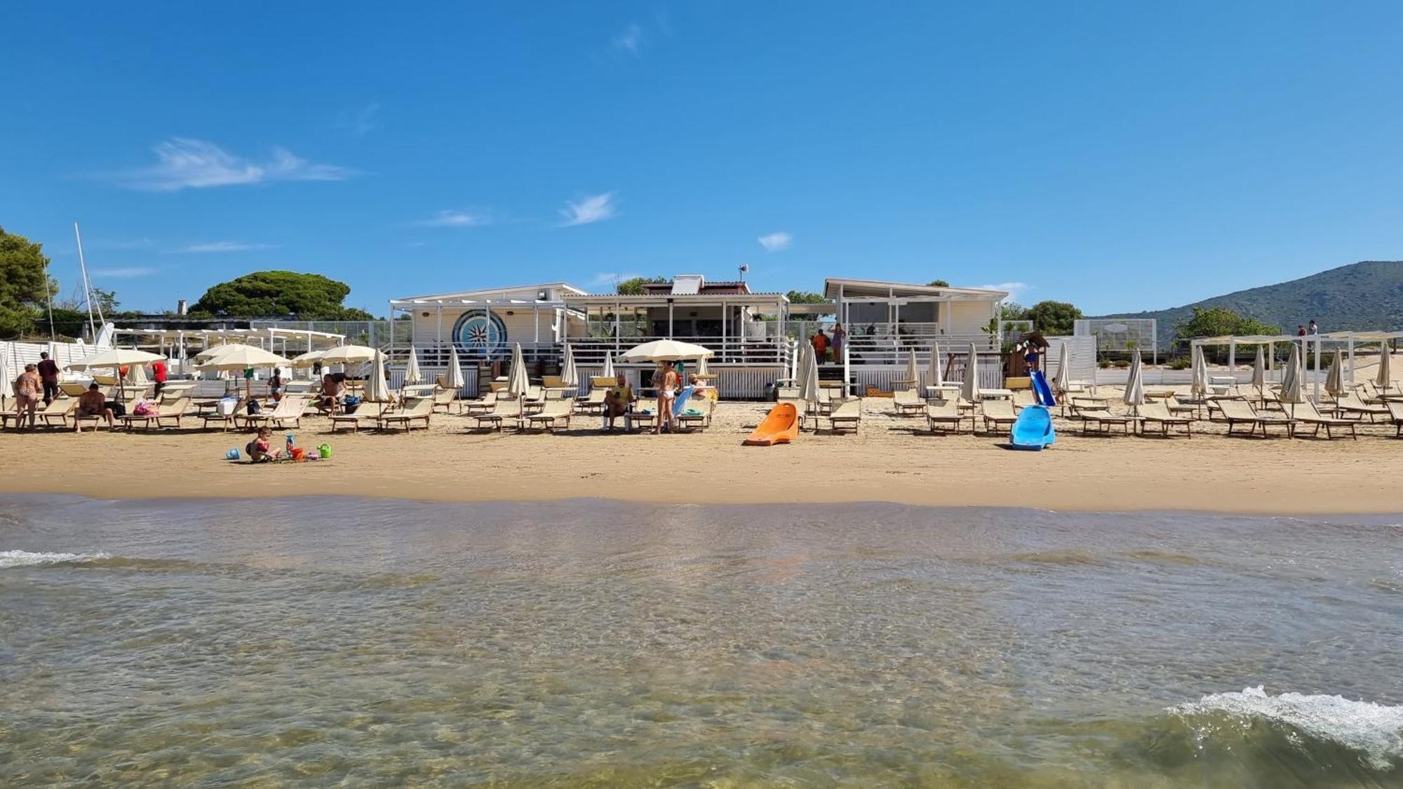 VILLA CECILIA sul LAGO fronte MARE Sperlonga Exterior foto